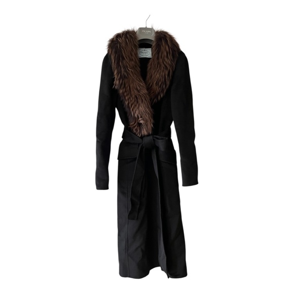 Prada Black Wool Wrap Coat with Fox Collar Size 46 (US Size 10) - Picture 16 of 16